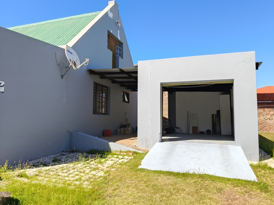 3 Bedroom Property for Sale in Wavecrest Eastern Cape